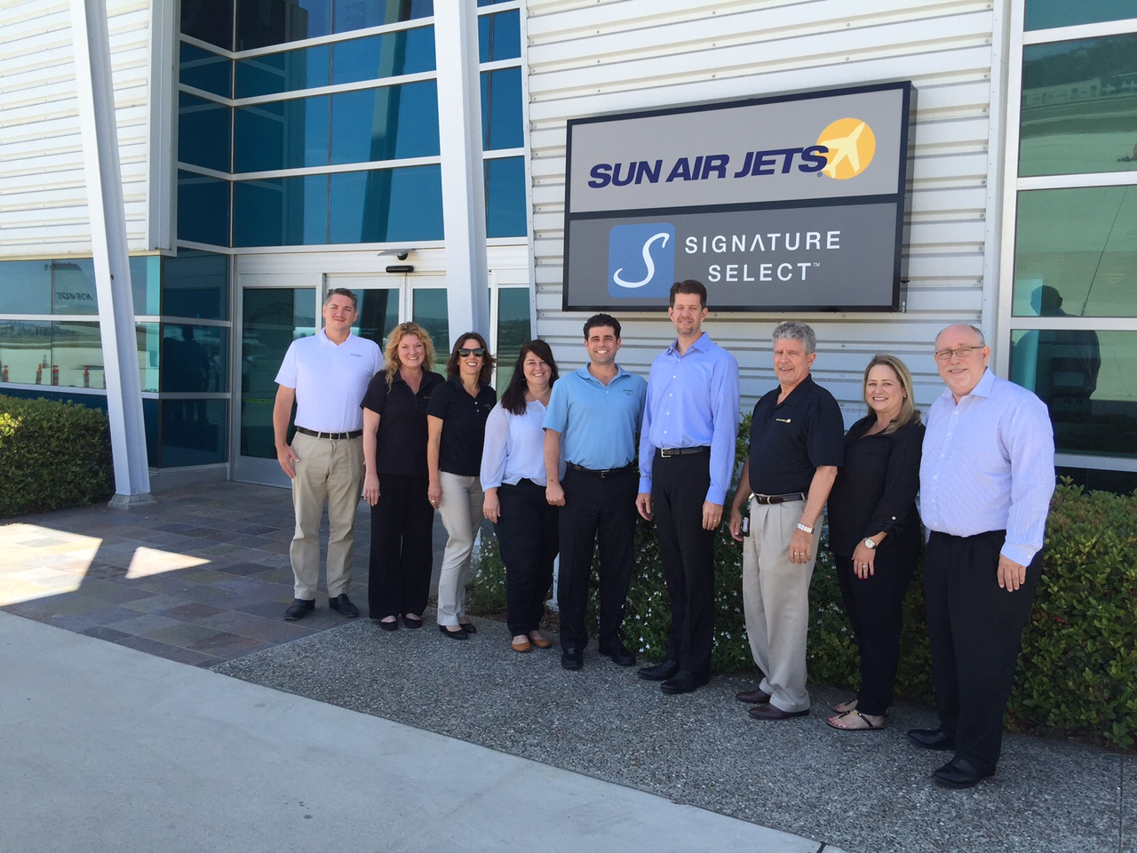 Sun Air Jets Signature Select Go Live Team 5593fe4a0fb22
