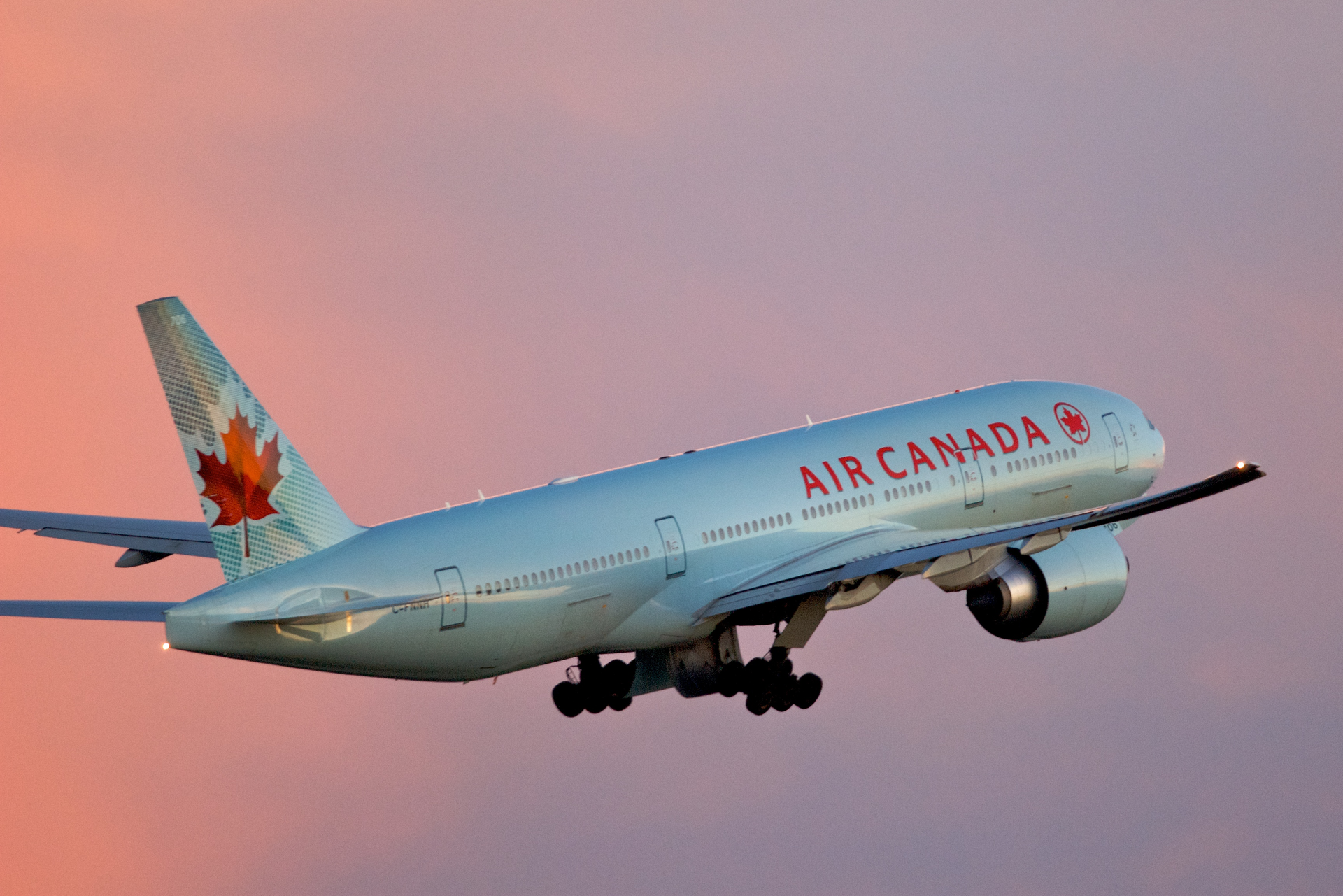 Air Canada Boeing 777 200 Lr Toronto Takeoff 568bd1faeb000
