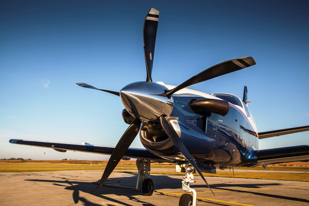 Gauge The Gouge How To Repair Composite Propeller Blades Aviation Pros