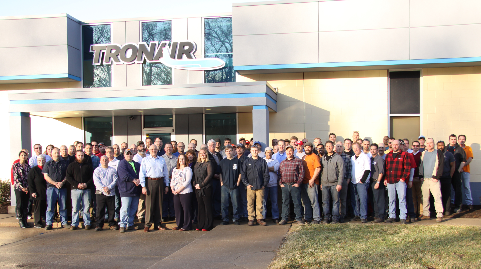 Tronair Staff 56b3a530db09b