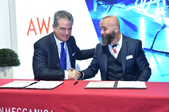 Daniele Romiti, managing director of Finmeccanica Helicopter Division, and Paul Daigle, CEO of AAL USA.