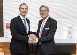 Michael Kuhn (CEO DC Aviation) and Walter Heerdt (Senior Vice President VIP & Special Mission Aircraft Services) Michael Kuhn (CEO DC Aviation) and Walter Heerdt (Senior Vice President VIP & Special Mission Aircraft Services)