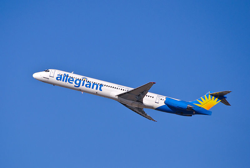 800px Allegiant Air N418 Nv 8215677315 5773cc5940544