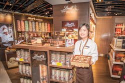 Lindt Hkia 3 576938bfaad48 Lindt Hkia 3 576938bfaad48