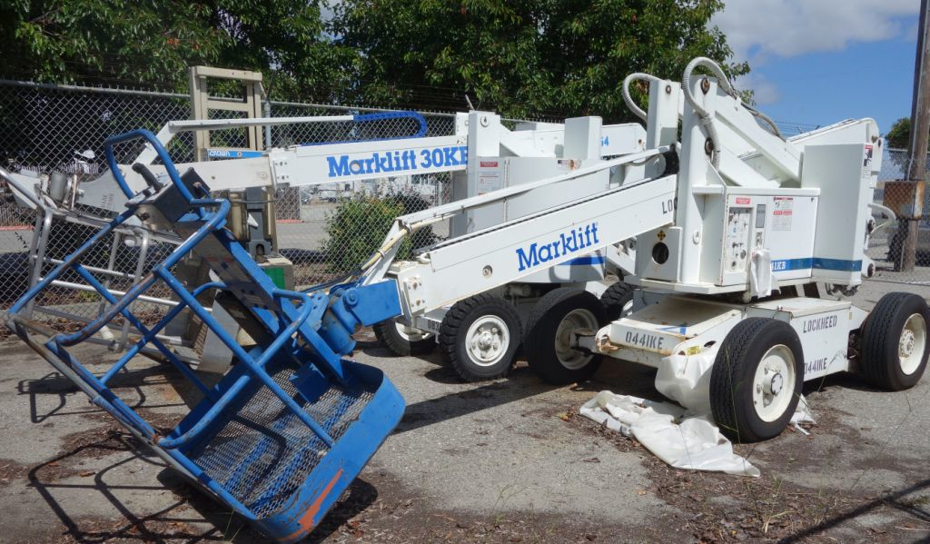 1 Lot of Aviation GSE Available for sale Aviation Pros