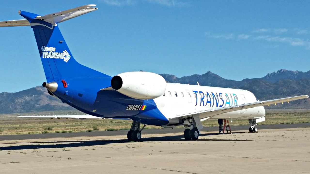 Aero Vision Erj 145 Ep In Work 578cf72c8f64a