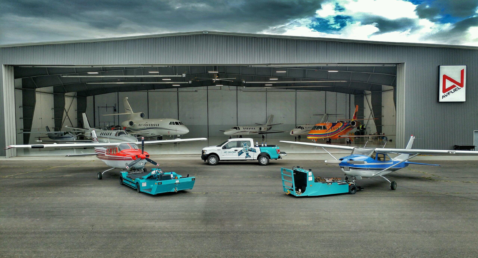 The hangar features 28 x 130 foot doors, able to accommodate aircraft up to a Global 6000.