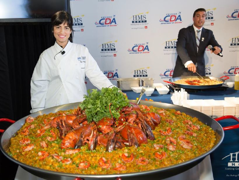 Channel Your Inner Chef winner Sepi Naficy unveiled the new Paella Bowl to travelers at an event in Chicago O&rsquo;Hare.