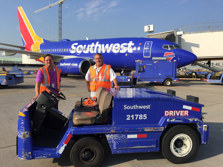 Southwest Airlines Goes Electric with Lead Batteries for its Baggage
