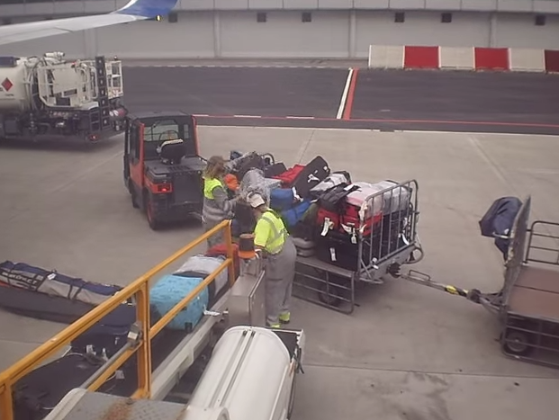 Baggage Handlers 57e13e0104b8a
