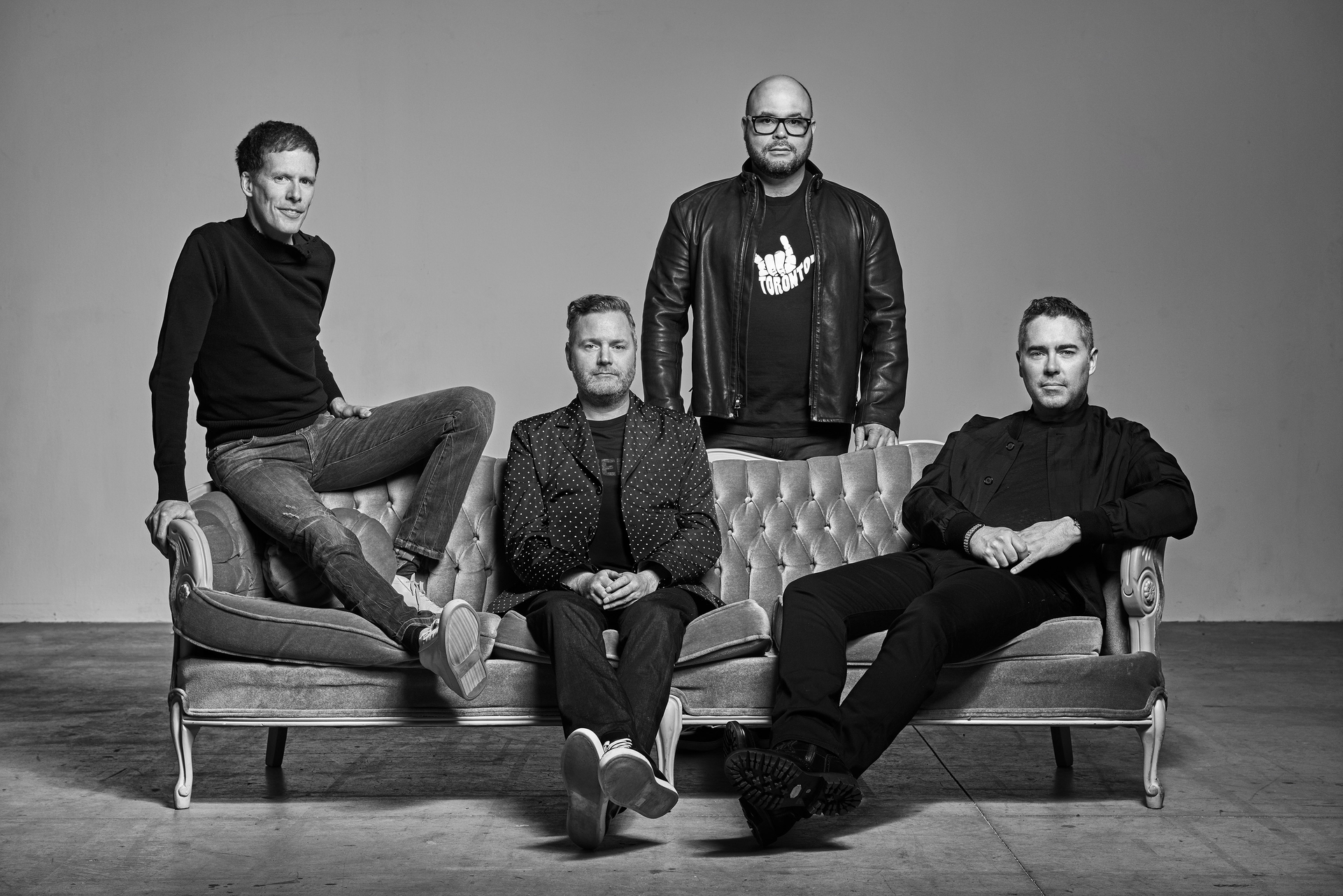 Barenaked Ladies Couch Photo Creeggan Hearn Stewart Robertson 5806763ddc62e