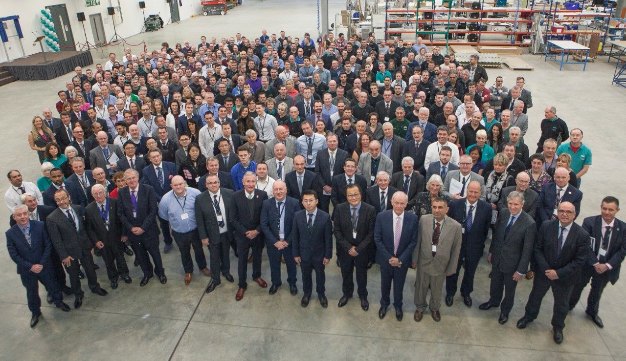 Ai Mopening 58594105382b2