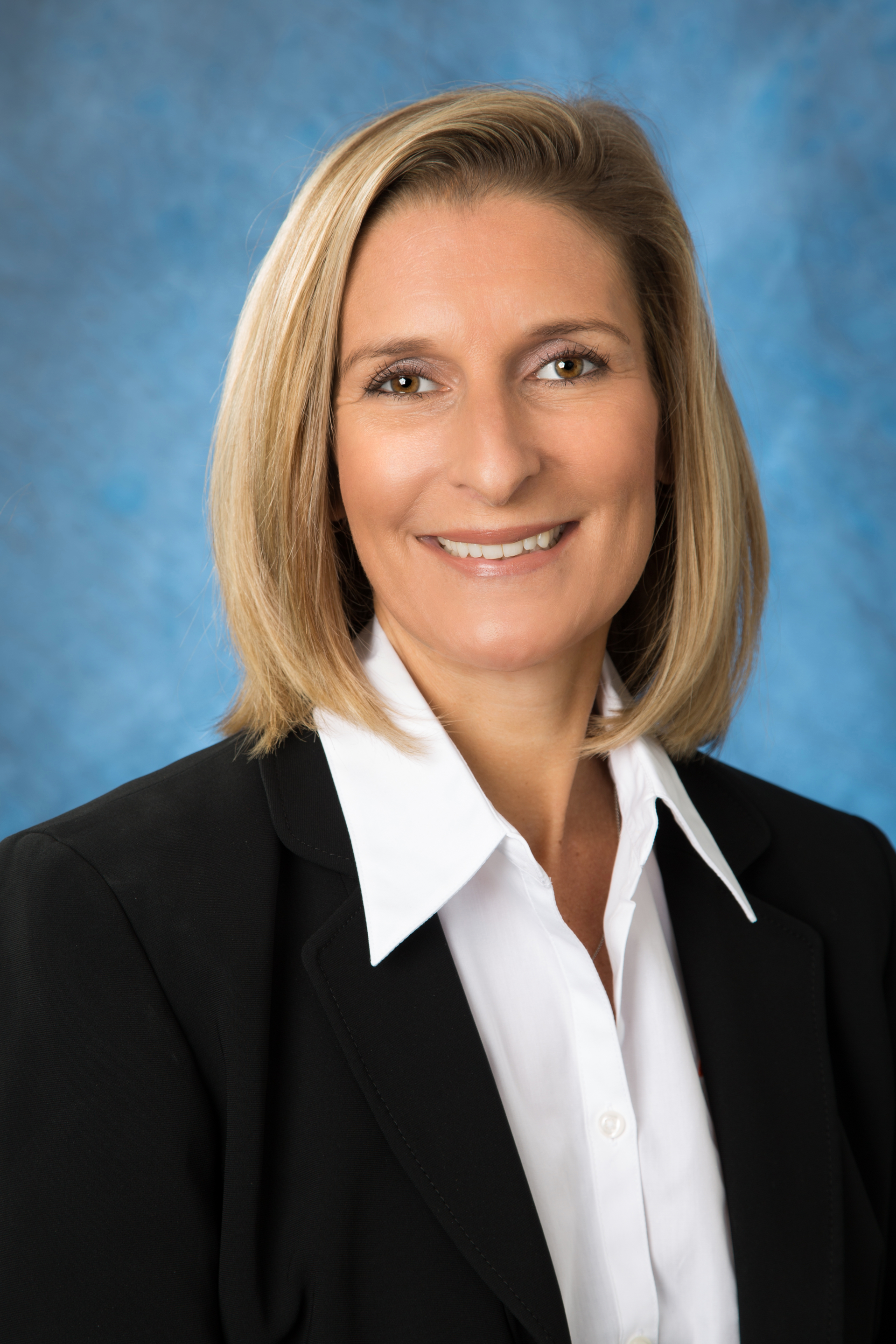 Jennifer Stiansen Jlg 5852ba75c3315