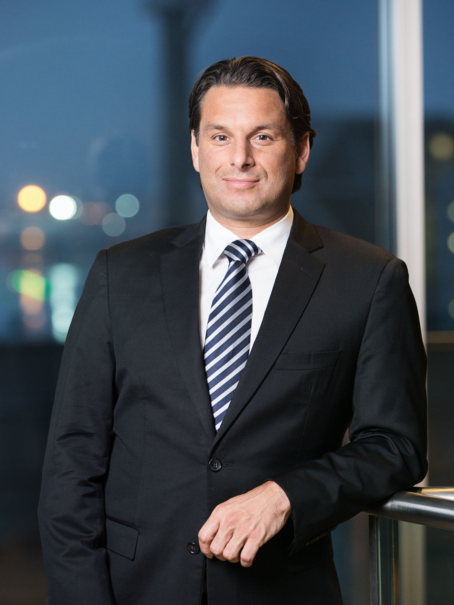 Goudarzi-Pour joined the Lufthansa Group in 1998 as part of the company&rsquo;s fast-track trainee program. As senior manager at Lufthansa&rsquo;s Area Management Middle East, Africa and Southeast Europe he focused on strategic and sales promotions issues, as well as alliances and co-operations. For four years beginning in 2003, Goudarzi-Pour was Lufthansa&rsquo;s general manager in Iran before becoming director for central Europe, based in Budapest, where he was responsible for 15 countries of the central and Eastern European region.