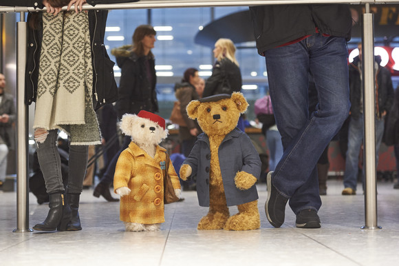 Christmas bears Doris and Edward land at Heathrow Aviation Pros
