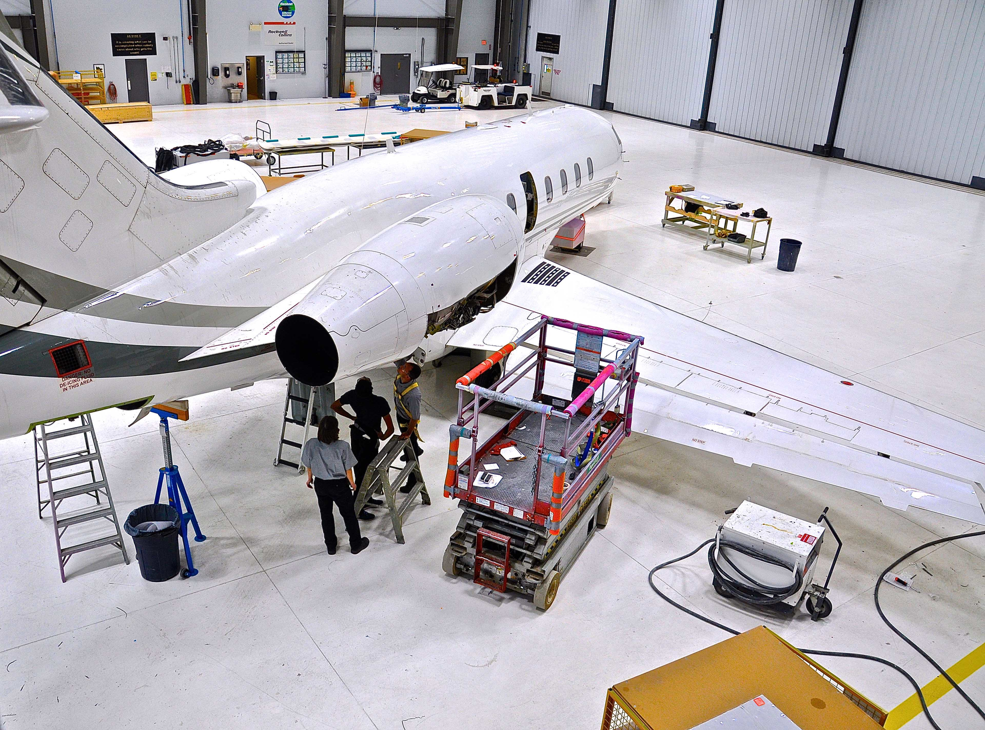 Flying Colours given TCCA Approval to install ADS B Out on Canadian registered aircraft 588a55fad9e3d