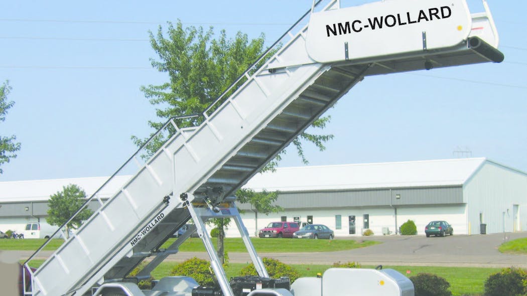 NMC Wollard Mobile Stairs 1 587cfc6ac770f