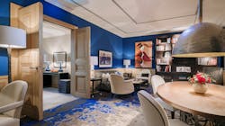 Guests can choose freely between privacy and company: besides eight differently sized and designed private suites with their own bathrooms and a direct view of the apron, jointly usable lounge areas are at their disposal. They include a cigar lounge, a gaming lounge equipped with consoles, a pinball machine and table soccer, and a spacious main lounge with a bar. Guests can choose freely between privacy and company: besides eight differently sized and designed private suites with their own bathrooms and a direct view of the apron, jointly usable lounge areas are at their disposal. They include a cigar lounge, a gaming lounge equipped with consoles, a pinball machine and table soccer, and a spacious main lounge with a bar.