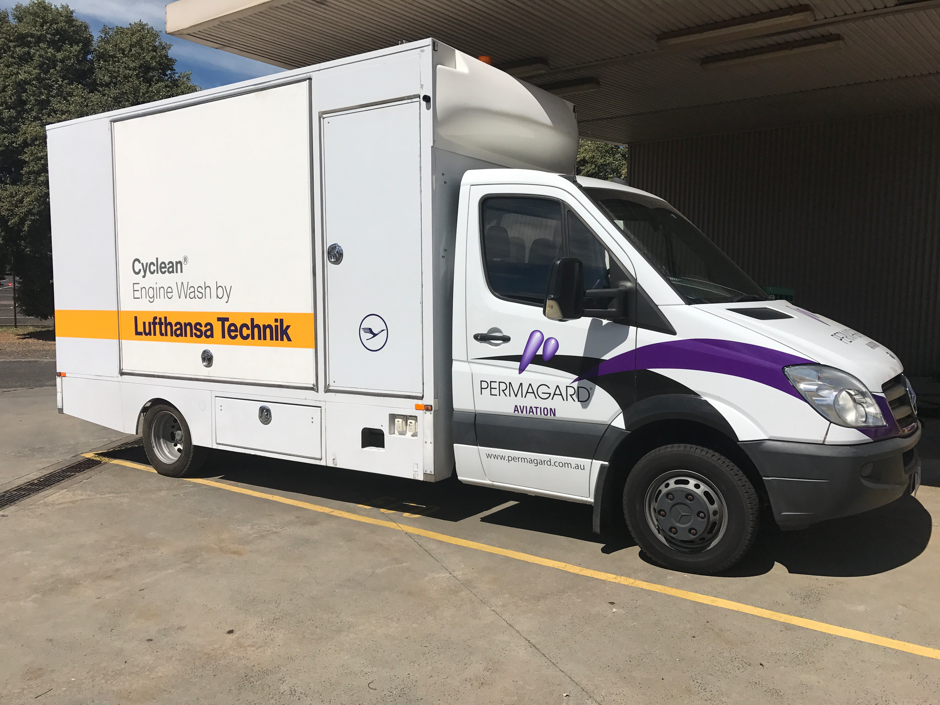 Lufthansa Technik Cyclean Australia 58b424d8527cb