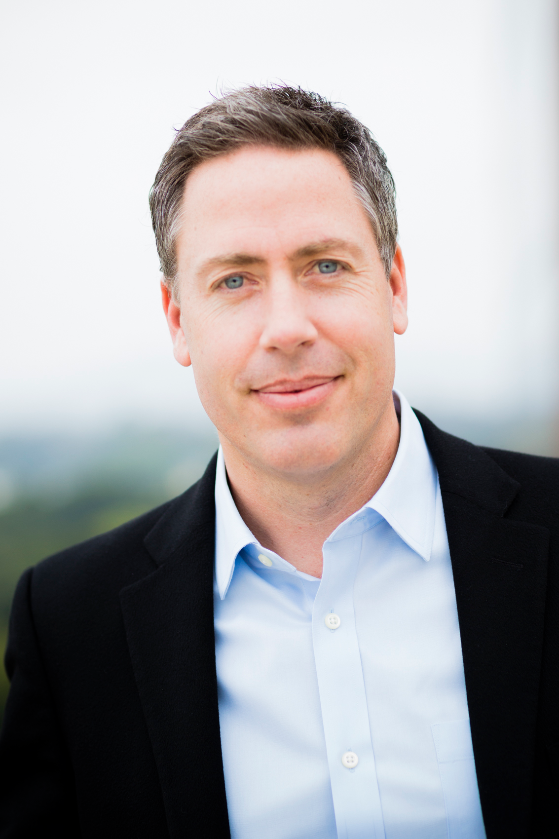 Scott Ewalt is the product and strategic customer experience lead for Boingo's global suite of retail products and services.