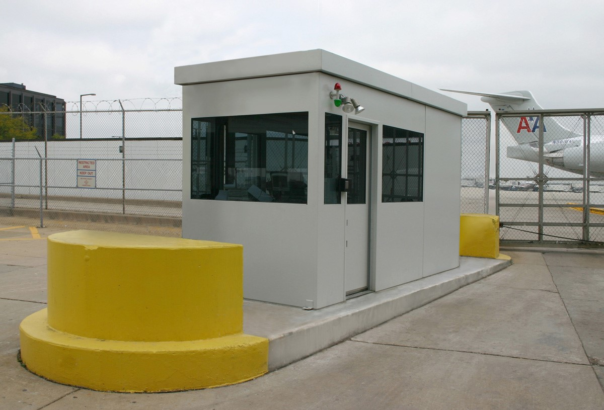 SecurityboothA 589a37eba31a1