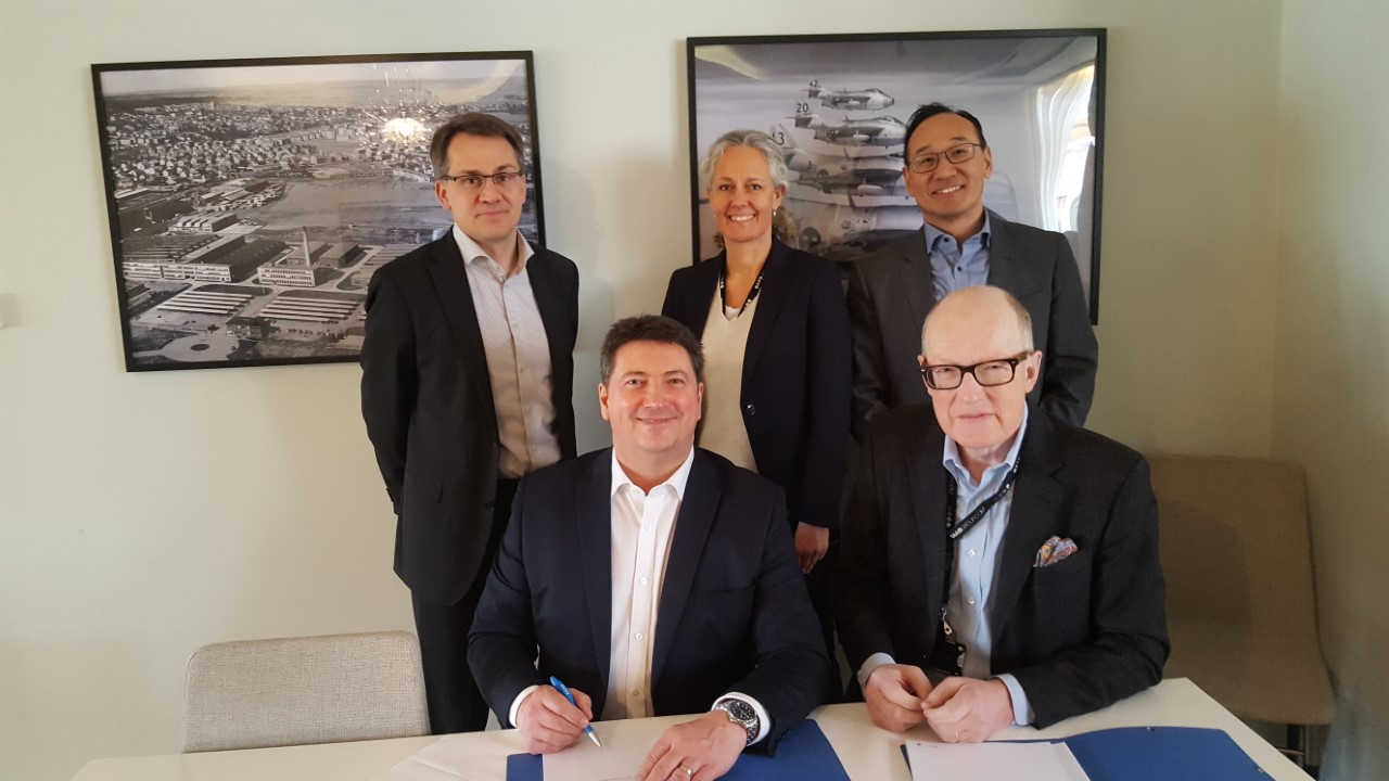 Contract Signing Saab Exova 2017 58c16c3055005