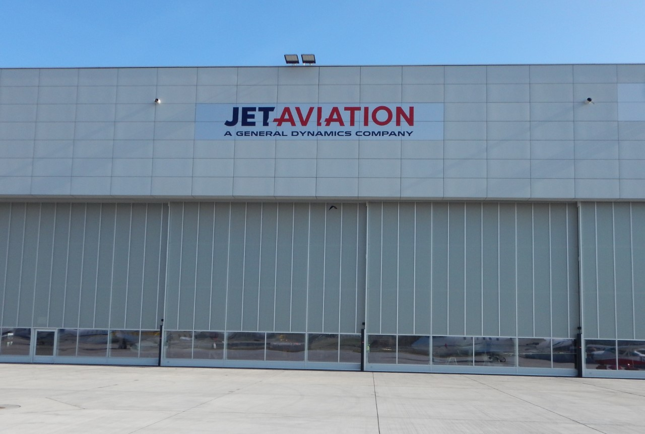 Jet Aviation Vienna 58e3c9c13d4fd