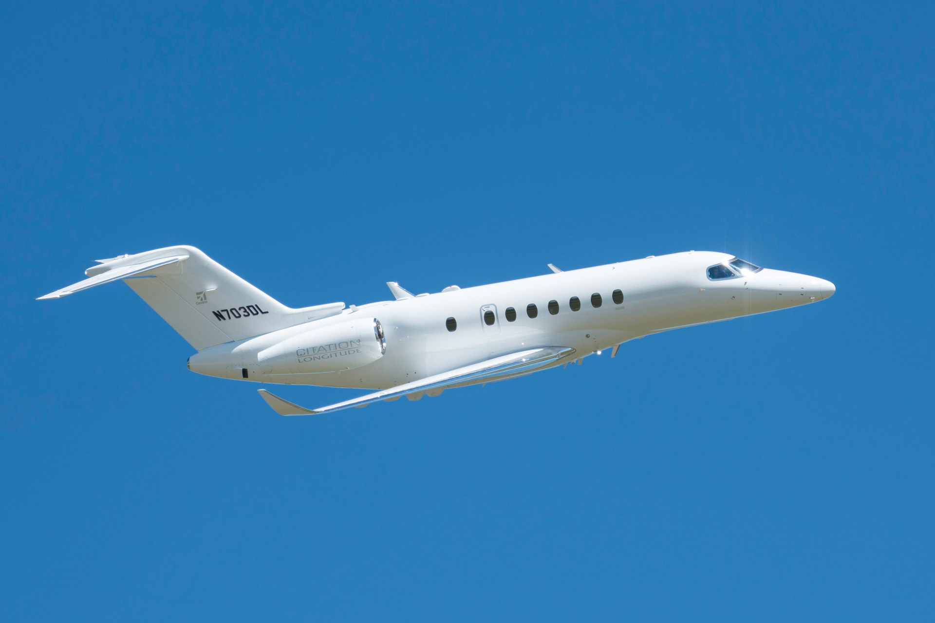 4b D8 E 6457 5911d8d5d1e98