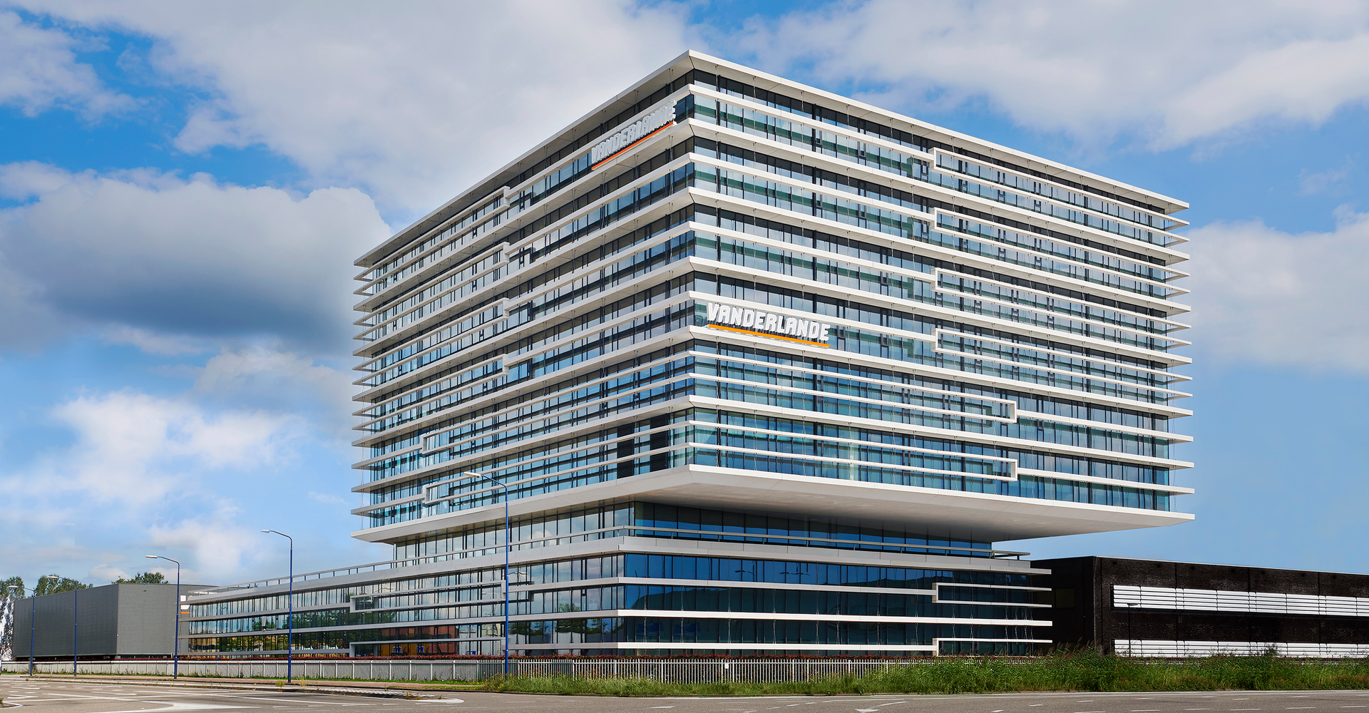 photo press release 591d9ea999b2f