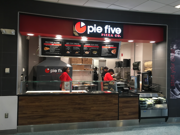 Pie Five in Concourse B offers individual handcrafted pizzas made-to-order in under 5 minutes.
