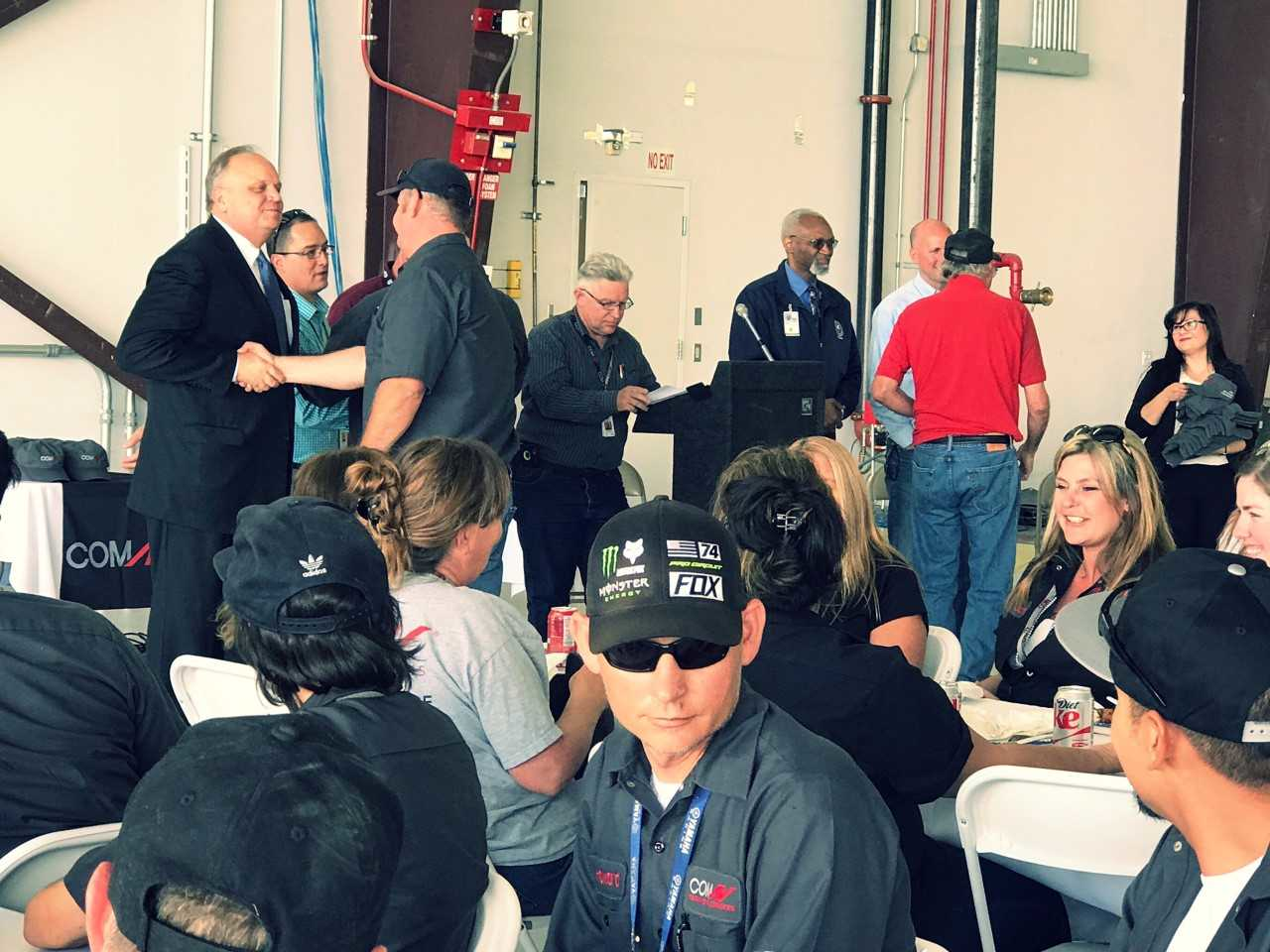 Com Av1 5952c3152ae06