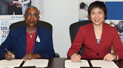 Dr. Fang Liu, ICAO Secretary General, and Angela Gittens, ACI Director General, signing the new airport training MOU today at ICAO’s headquarters in Montreal.