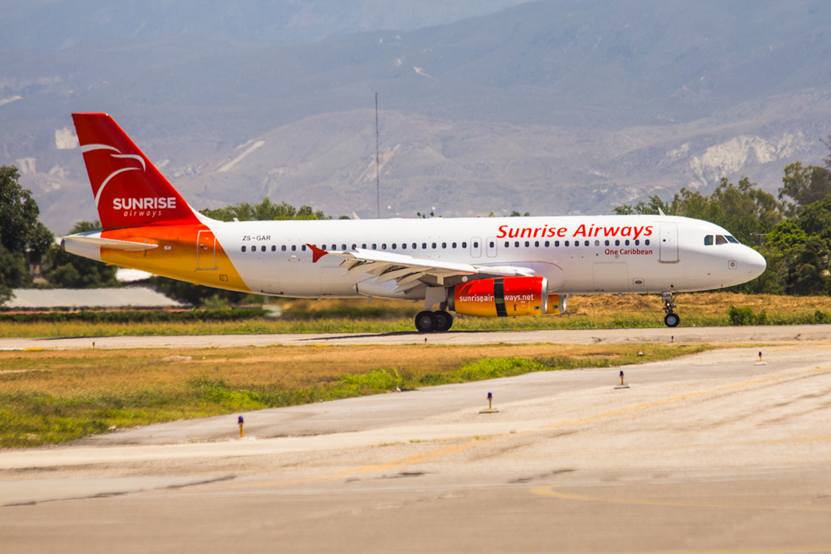 HaitiBased Sunrise Airways Adds New Airbus A320 Aviation Pros