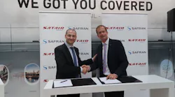 Signing ceremony of the Satair Group & Safran Nacelles deal at Paris Airchow 2017. Right: Bart Reijnen, CEO of Satair Group. Left: Safran Nacelles CEO Jean Paul Alary.