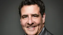 Mark Lobel Headshot 5977afabe4083