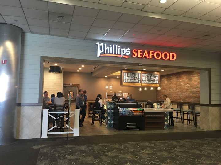 Phillips Seafood brings its commitment to outstanding quality seafood and the heritage of Maryland-style cooking to its new location in Concourse D.