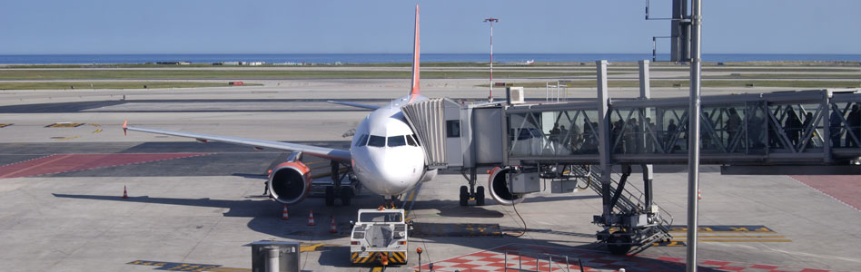 Menzies Easy Jet 59b157284e6e1