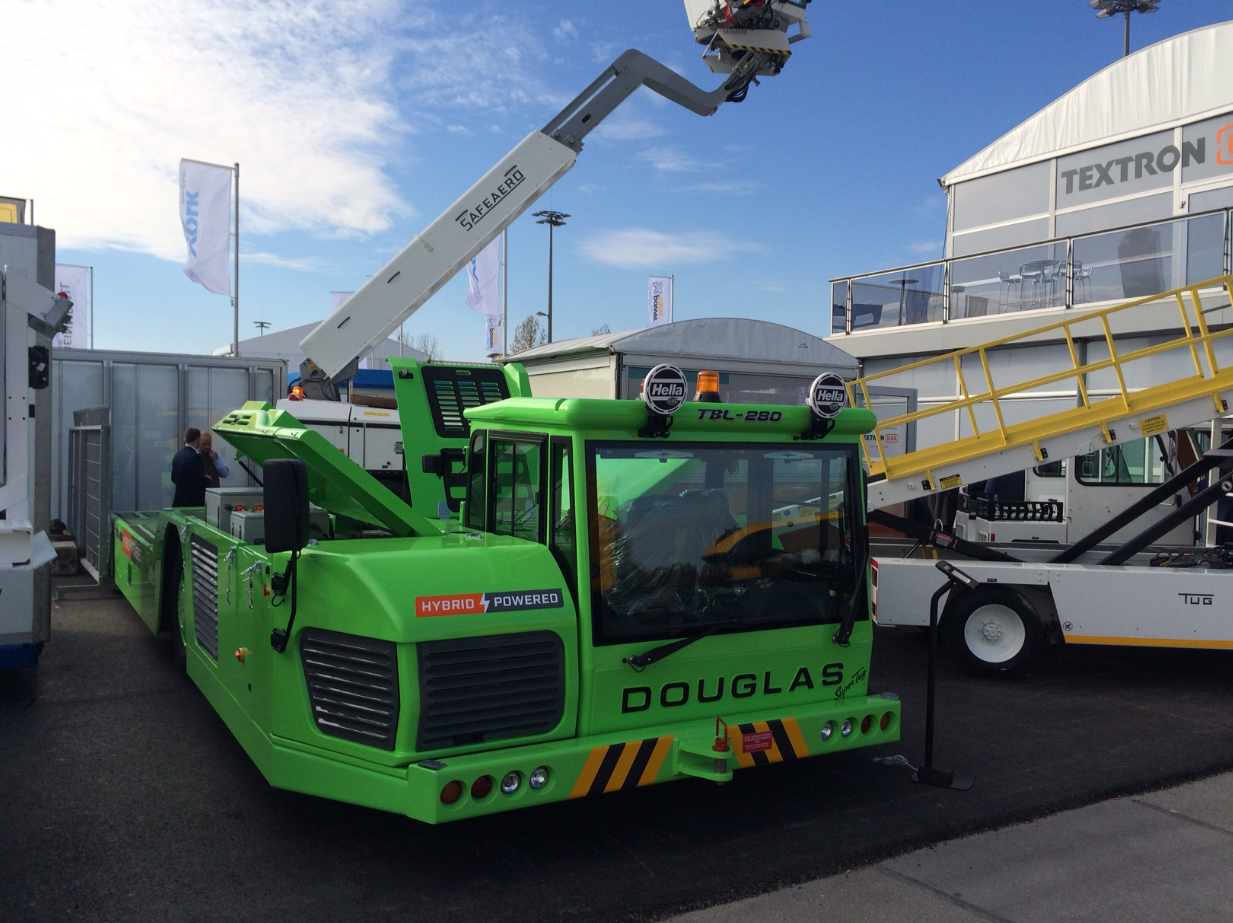 Douglas1 59e503ba31ead