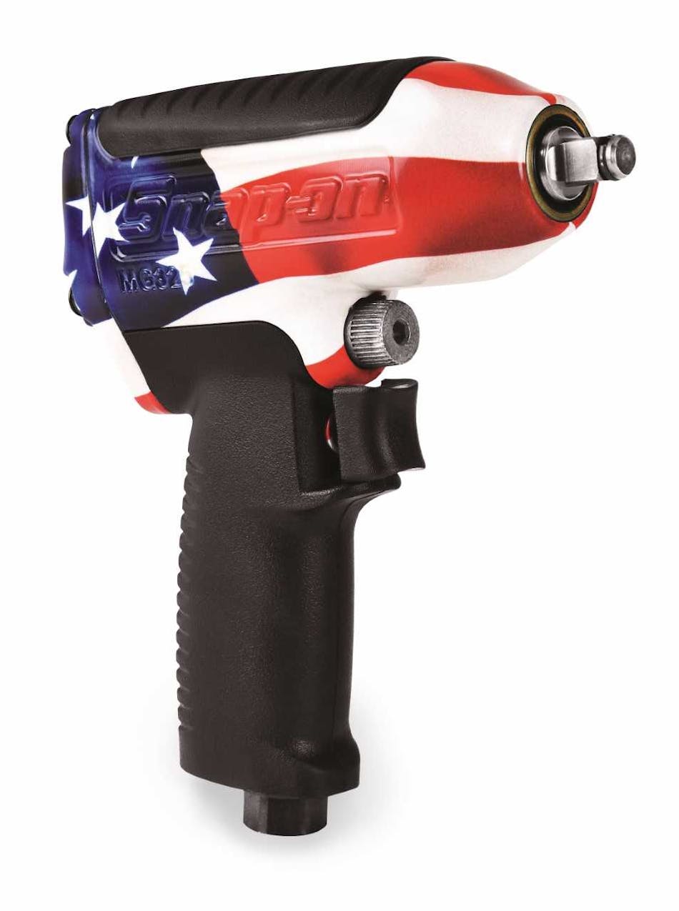 Snap on pneumatic impact outlet wrench