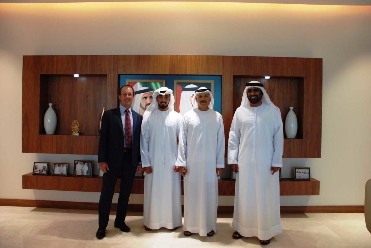 ExecuJet 5a0b19413881b