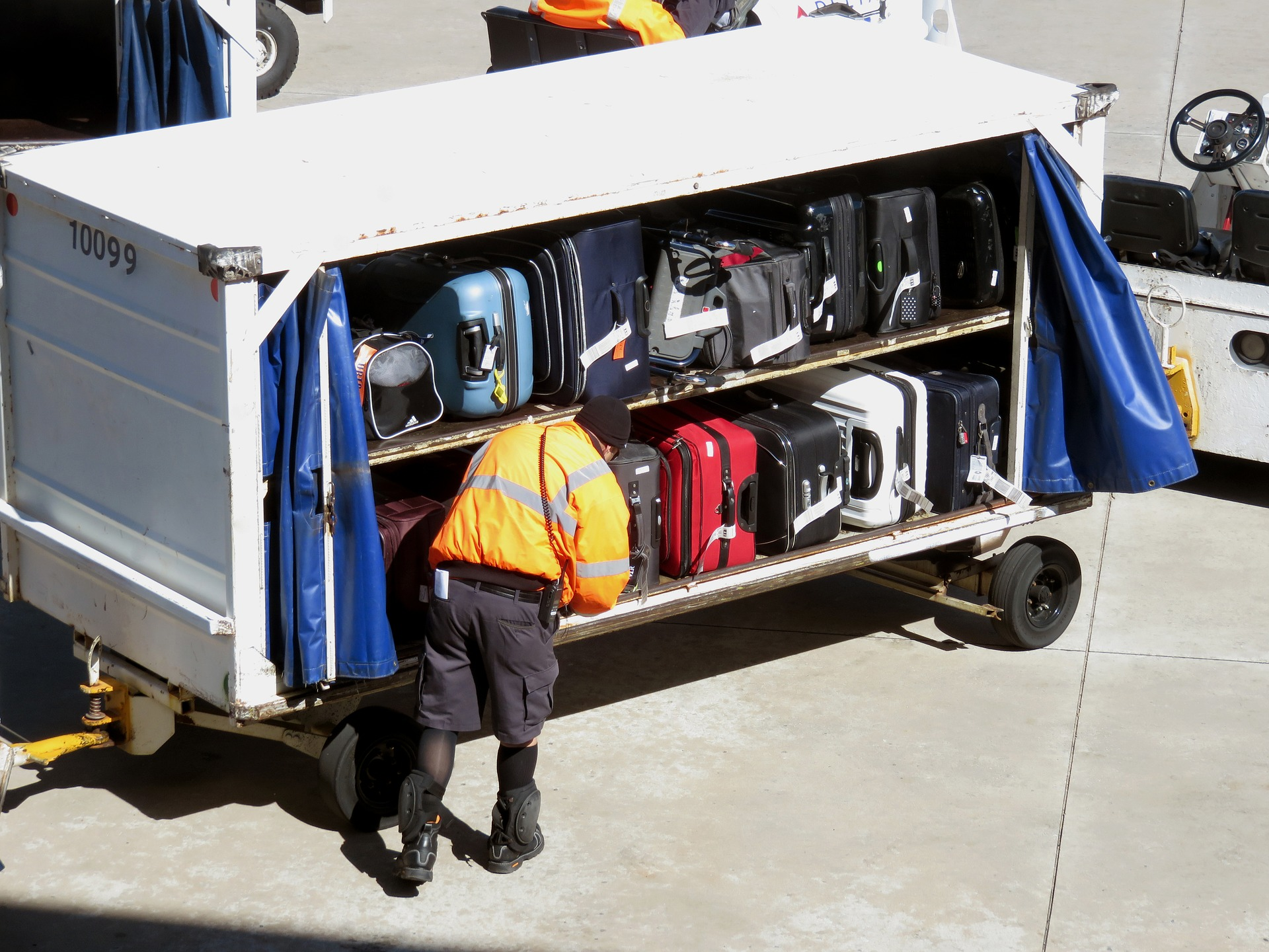Baggage 1697327 1920 5a20203aa8c73