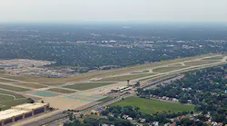 detroit airport 5a009784b229b
