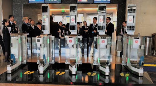 The new contactless platform has been installed on three stands of Tom Bradley International Terminal at Los Angeles Airport and will be tested by a number of other airlines after New Year&rsquo;s Eve.