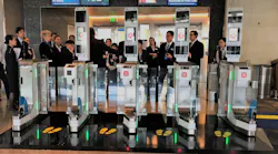 The new contactless platform has been installed on three stands of Tom Bradley International Terminal at Los Angeles Airport and will be tested by a number of other airlines after New Year’s Eve.