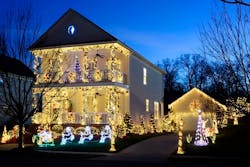 Istock Christmaslights Govdelivery Crop 5a2ebfec62fb9 Istock Christmaslights Govdelivery Crop 5a2ebfec62fb9
