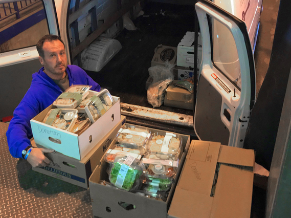 Loaves and Fishes gets donations from MSP Airport restaurants