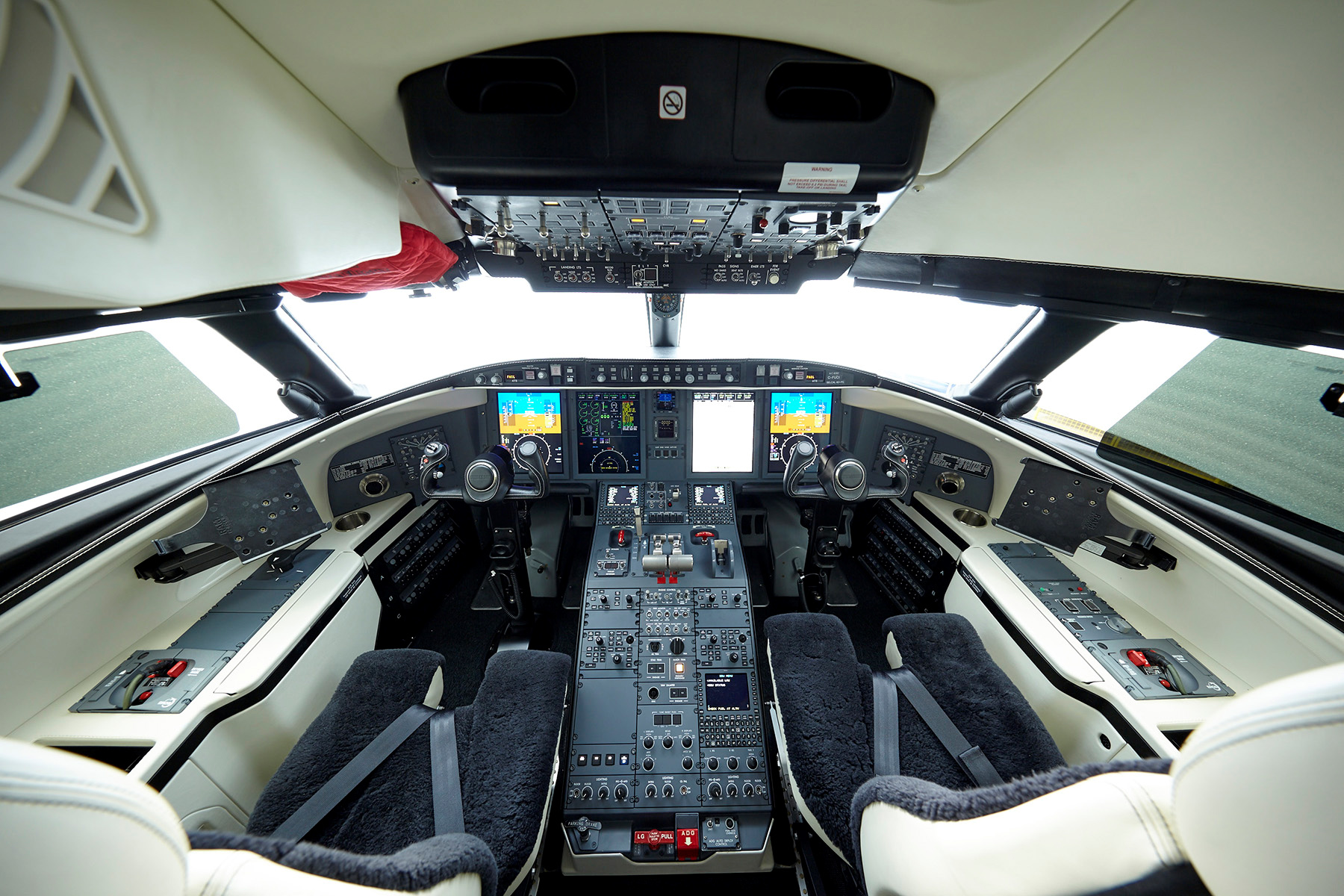 Flying Colours Corp. ramping up for increased ADS-B Out and avionics installations