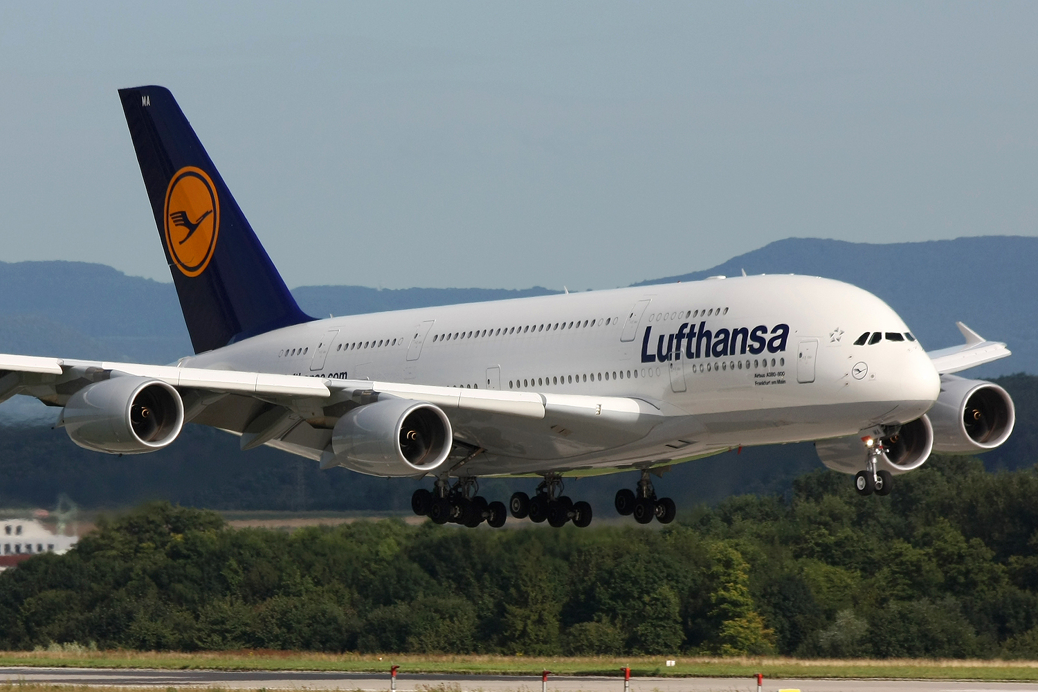 Lufthansa A380 D Aima 1 5a5cc597b41c3