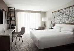 Stay at Orlando Airport Marriott Lakeside and rest well in our newly refurbished guest rooms.