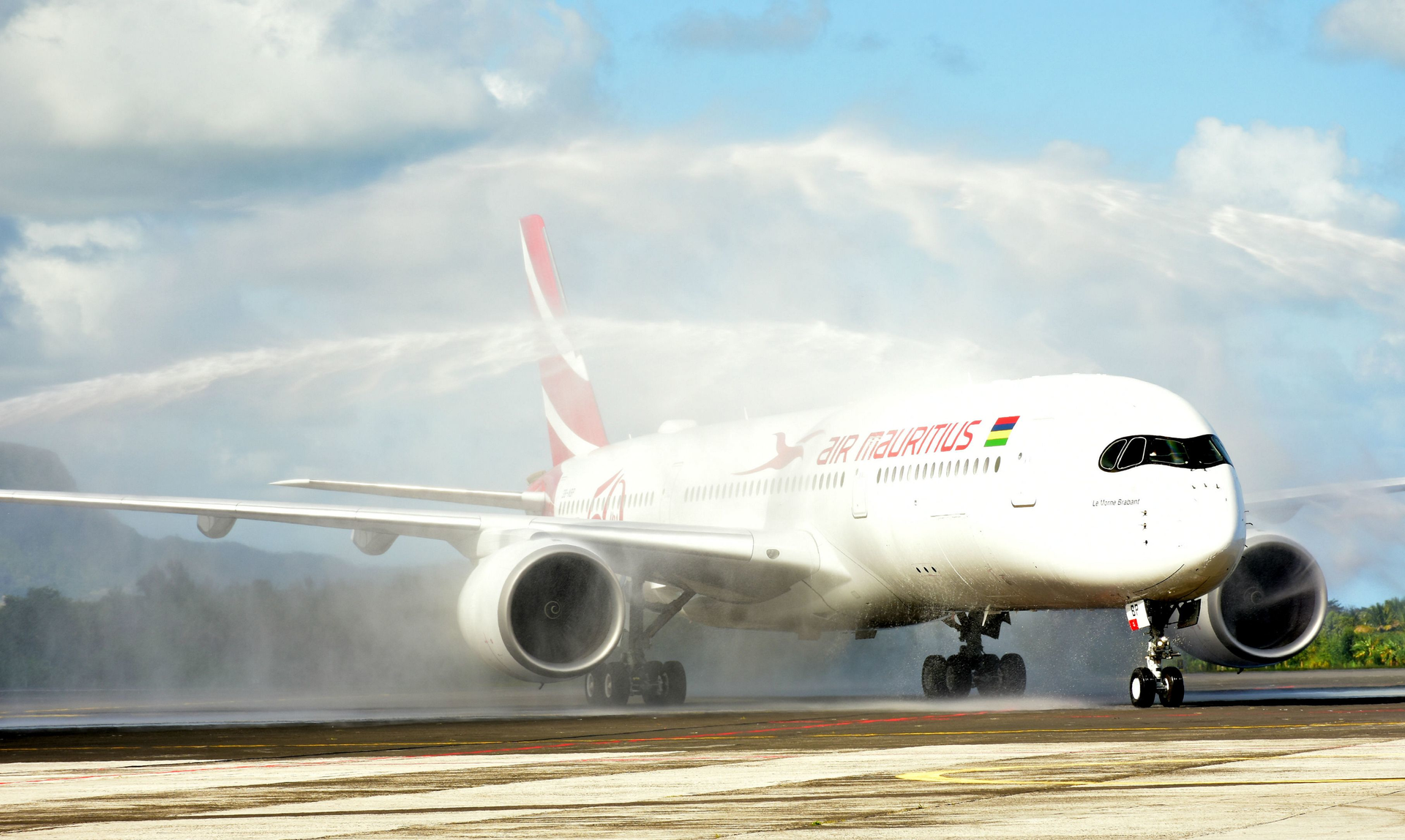 Air Mauritius A350 5a7c663ee6946